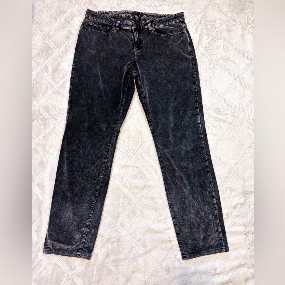 Eileen Fisher dark gray velvet five pocket style, acid washed look jeans - Picture 5 of 9